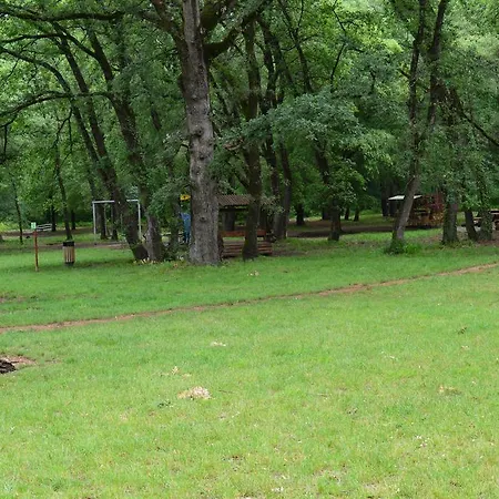 Ukota Апартаменти Пула